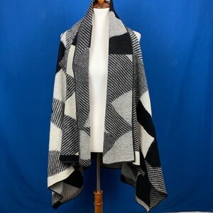 Black and Gray Women Sweater